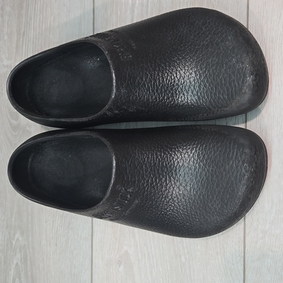 Birkenstock Women Black Clogs Outdoor Shoes Sz W9 M7 - Picture 3 of 12